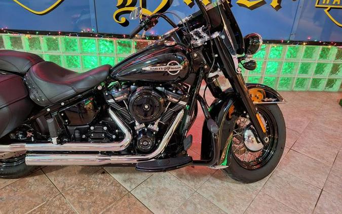 2019 Harley-Davidson® FLHC - Softail® Heritage Classic