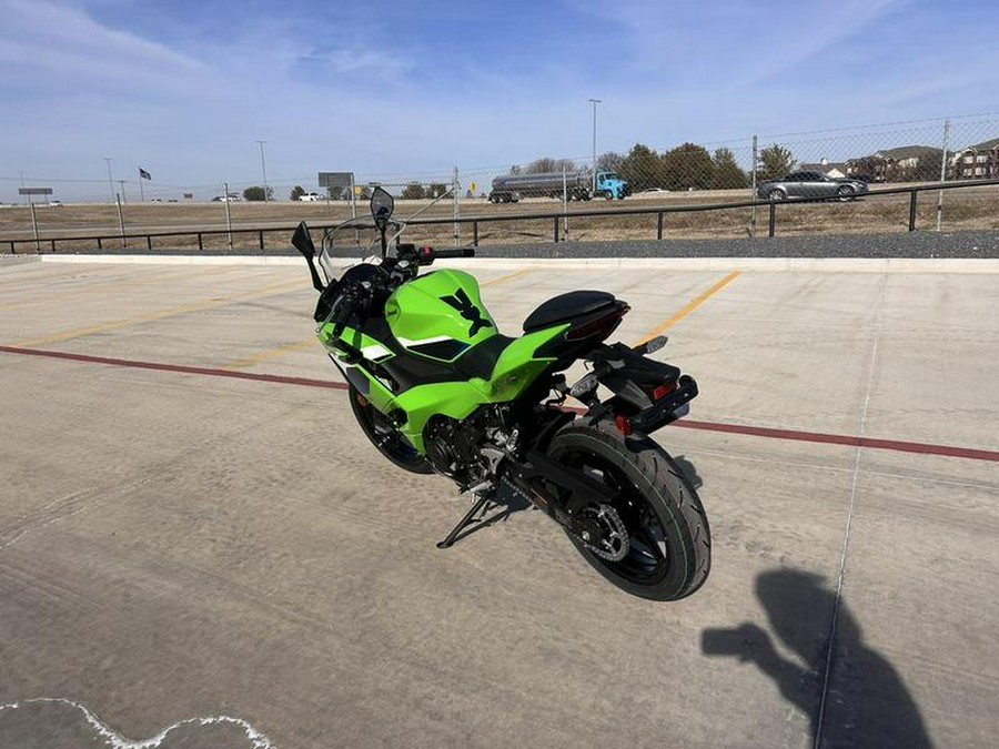 2026 Kawasaki Ninja® 500 SE ABS