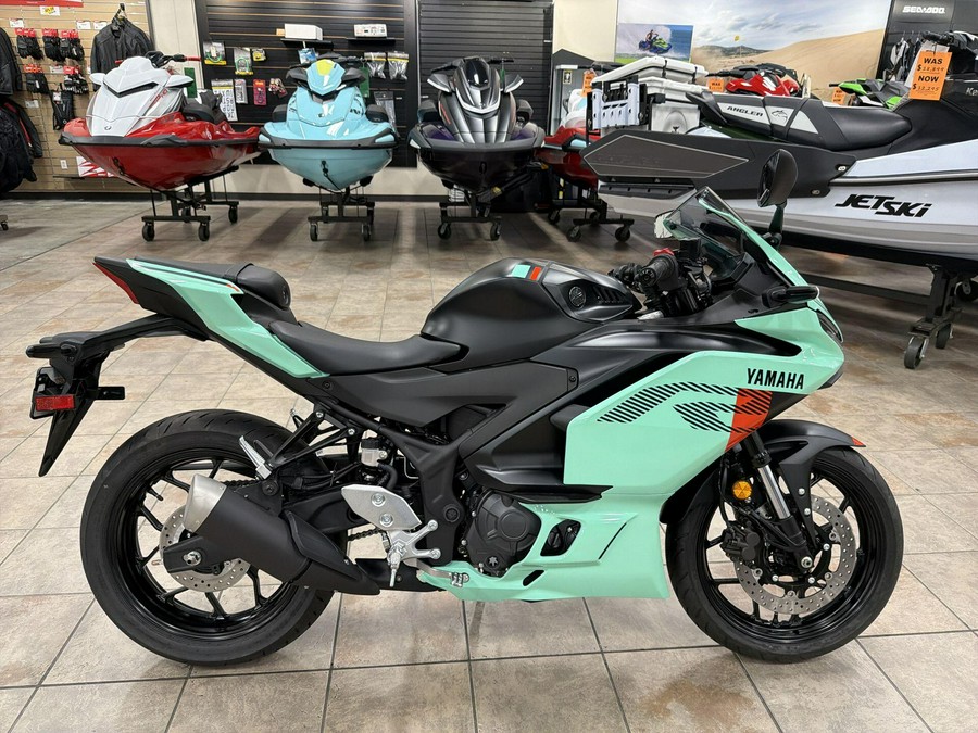2026 Yamaha YZF-R3 ABS