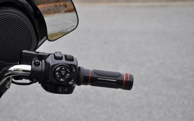 2025 Harley-Davidson® FLHX - Street Glide®