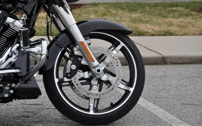 2025 Harley-Davidson® FLHX - Street Glide®