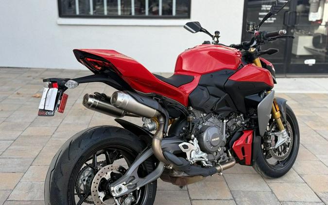 2026 Ducati Streetfighter V2