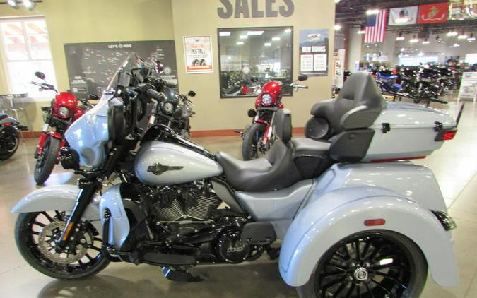 2025 Harley-Davidson® FLHTCUTG - Tri Glide® Ultra