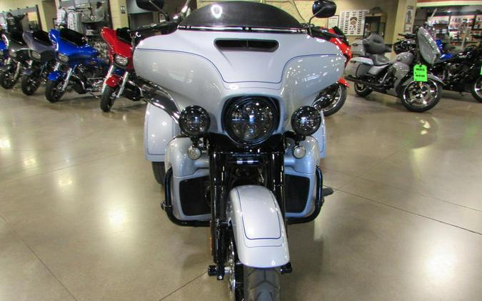 2025 Harley-Davidson® FLHTCUTG - Tri Glide® Ultra