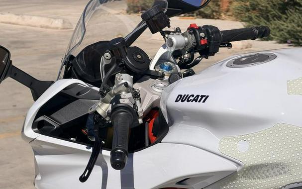 2024 Ducati Supersport 950 S White Stripe