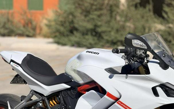 2024 Ducati Supersport 950 S White Stripe
