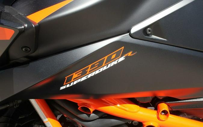 2026 KTM 1390 Super Duke R EVO