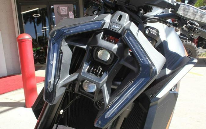 2026 KTM 1390 Super Duke R EVO