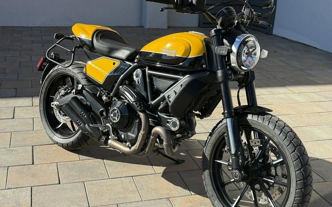 2020 Ducati Scrambler 800 Full Throttle Shining Black/Yellow