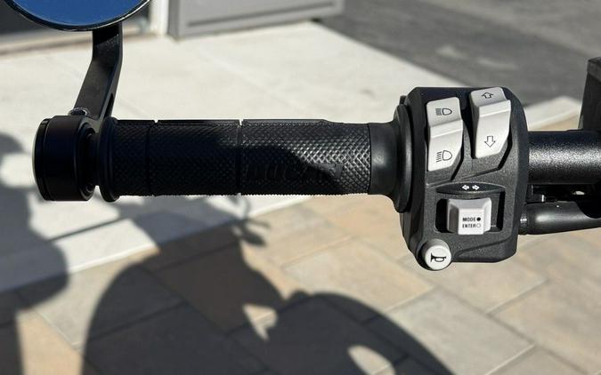 2020 Ducati Scrambler 800 Full Throttle Shining Black/Yellow