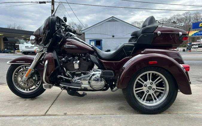 2019 Harley-Davidson Triglide FLHTCUTG