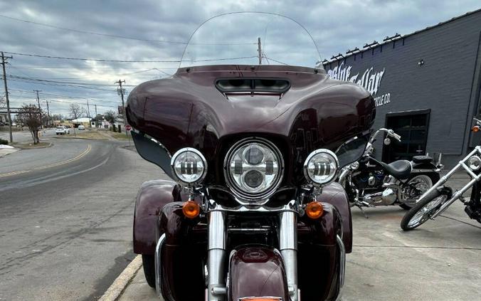 2019 Harley-Davidson Triglide FLHTCUTG