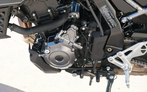 2026 SUZUKI GSX-8S