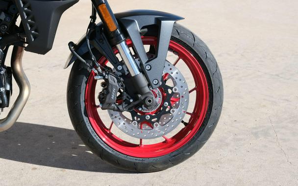 2026 SUZUKI GSX-8S
