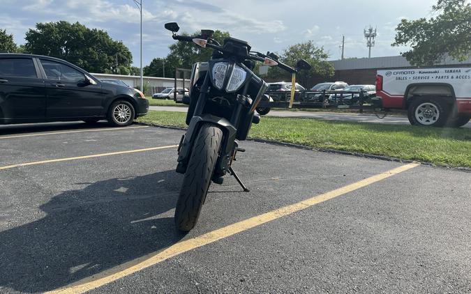 2022 KTM DUKE 890