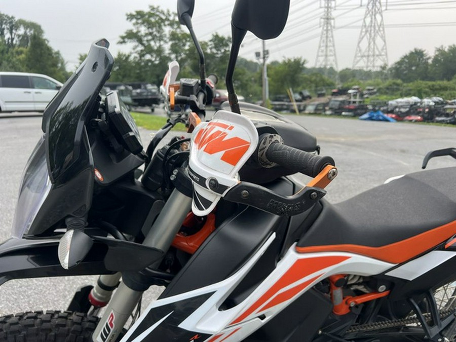 2020 KTM Adventure 790 R