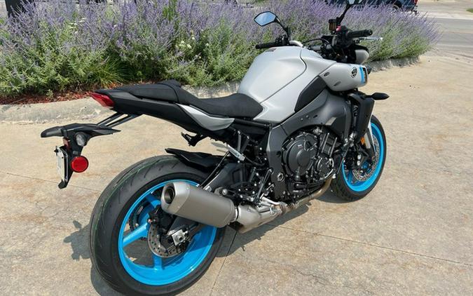 2025 Yamaha MT 10