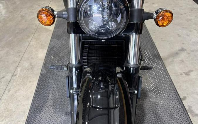 2018 Indian Motorcycle® Scout® Sixty ABS Thunder Black / Titanium Metallic