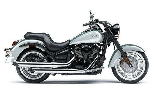 2020 Kawasaki Vulcan 900 Custom Review: No Wallflower