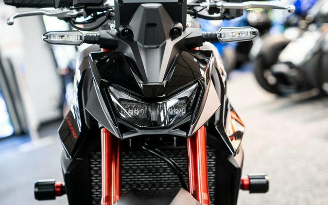 2026 Honda CB750 Hornet E-Clutch