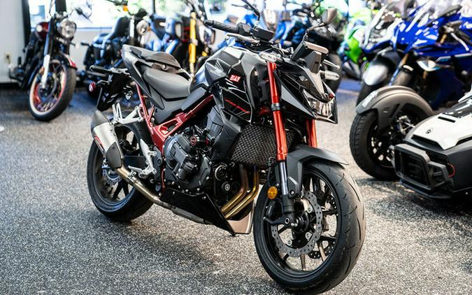 2026 Honda CB750 Hornet E-Clutch