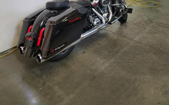 2020 Harley-Davidson CVO Street Glide Black Stardust Fade FLHXSE