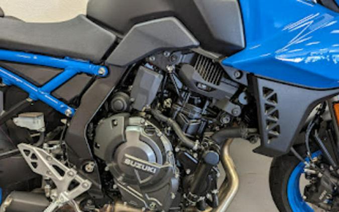 2024 Suzuki GSX-8S