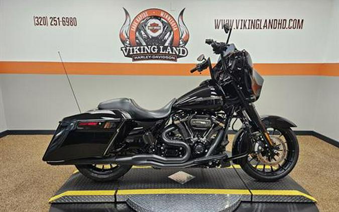 2018 Harley-Davidson Street Glide® Special