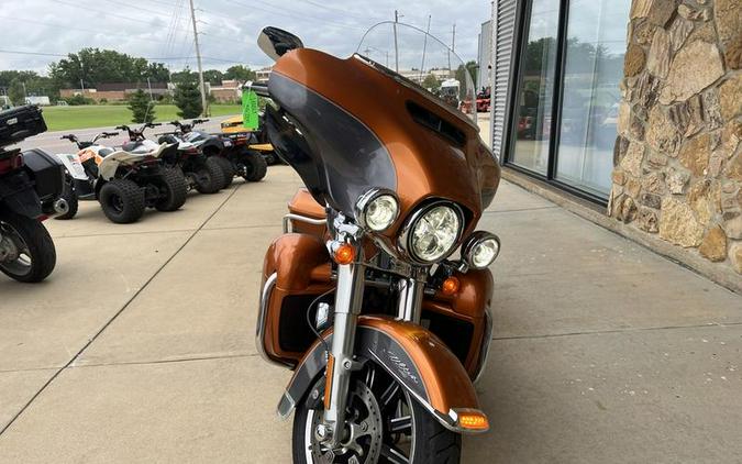 2015 Harley-Davidson® FLHTCU - Electra Glide® Ultra Classic®