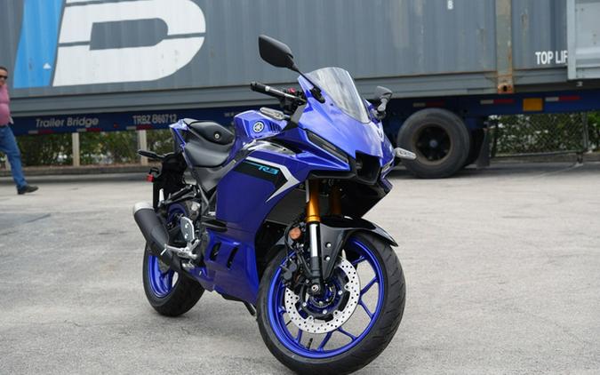 2025 Yamaha YZF R3 ABS