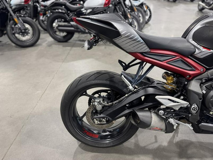 2022 Triumph Street Triple RS Silver Ice