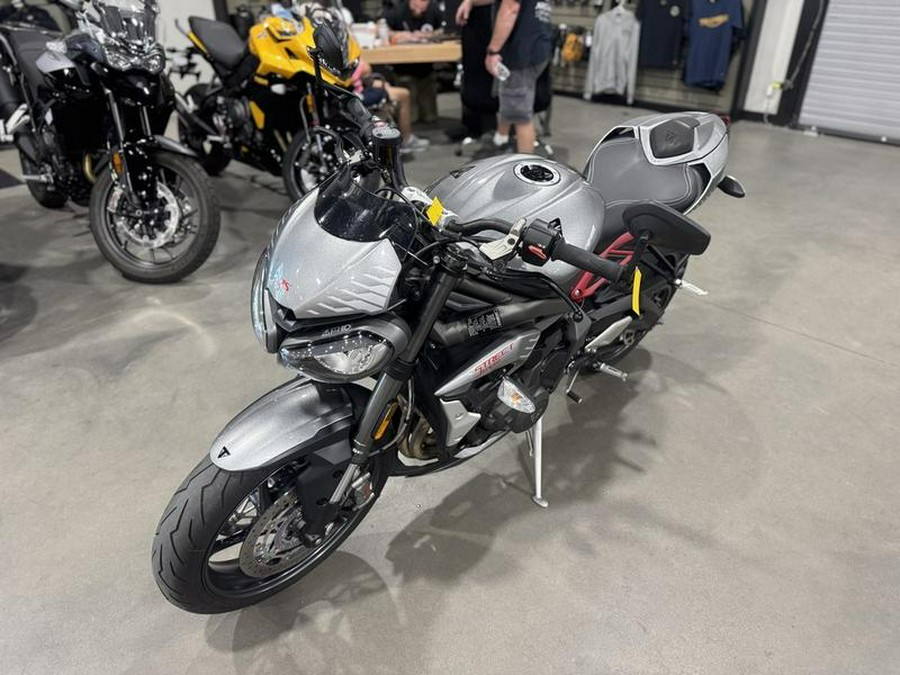 2022 Triumph Street Triple RS Silver Ice