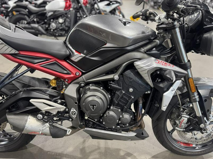 2022 Triumph Street Triple RS Silver Ice