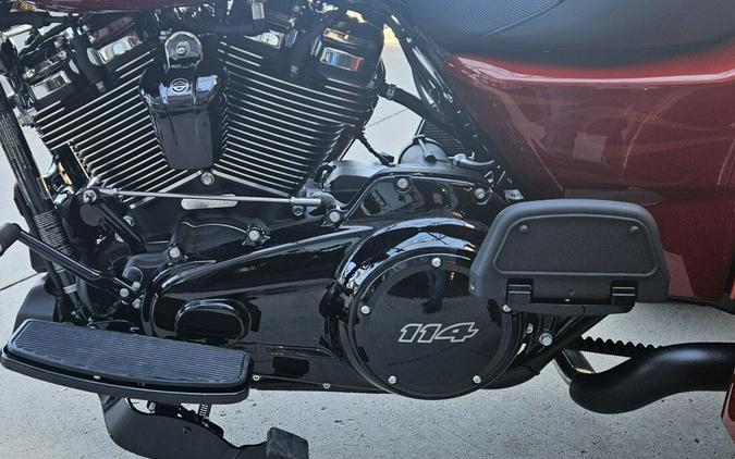 FLTRT 2025 Road Glide 3