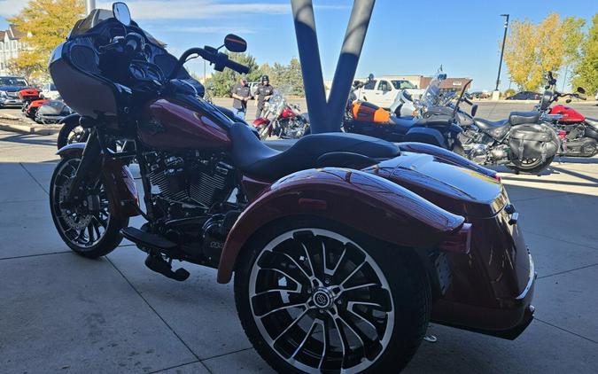 FLTRT 2025 Road Glide 3