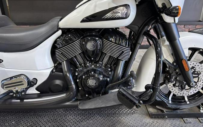 2019 Indian Motorcycle® Chieftain Dark Horse® White Smoke