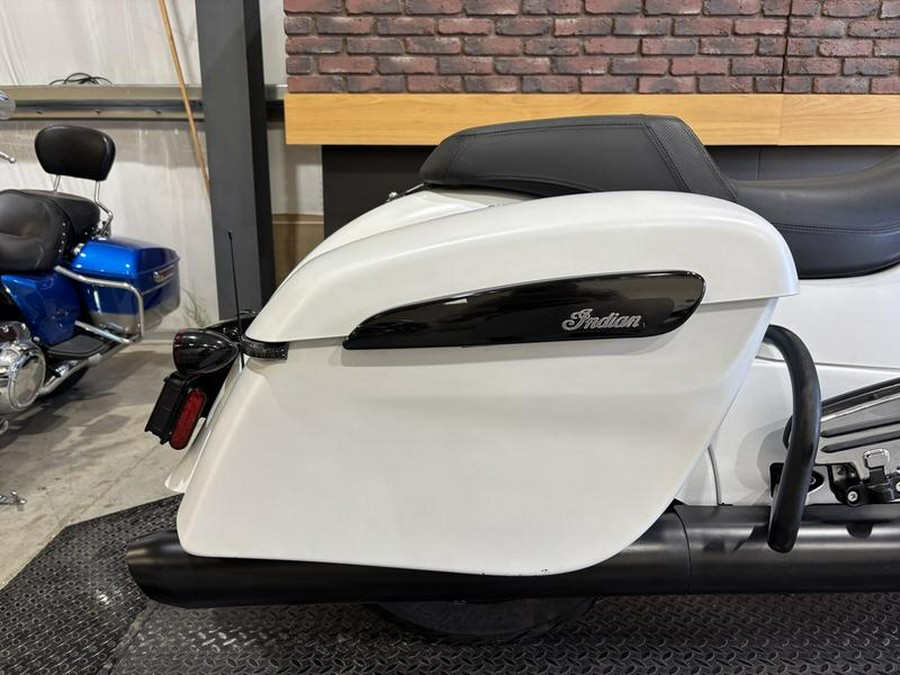 2019 Indian Motorcycle® Chieftain Dark Horse® White Smoke