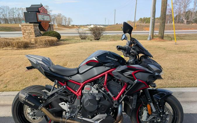 2022 Kawasaki Z H2 Metallic Graphite Gray/Metallic Diablo Black