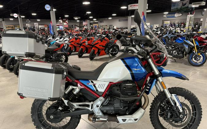2023 Moto Guzzi V85 TT