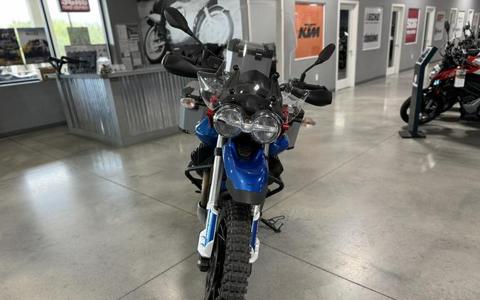 2023 Moto Guzzi V85 TT