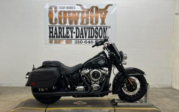 2026 Harley-Davidson Softail FLHC - Heritage Classic