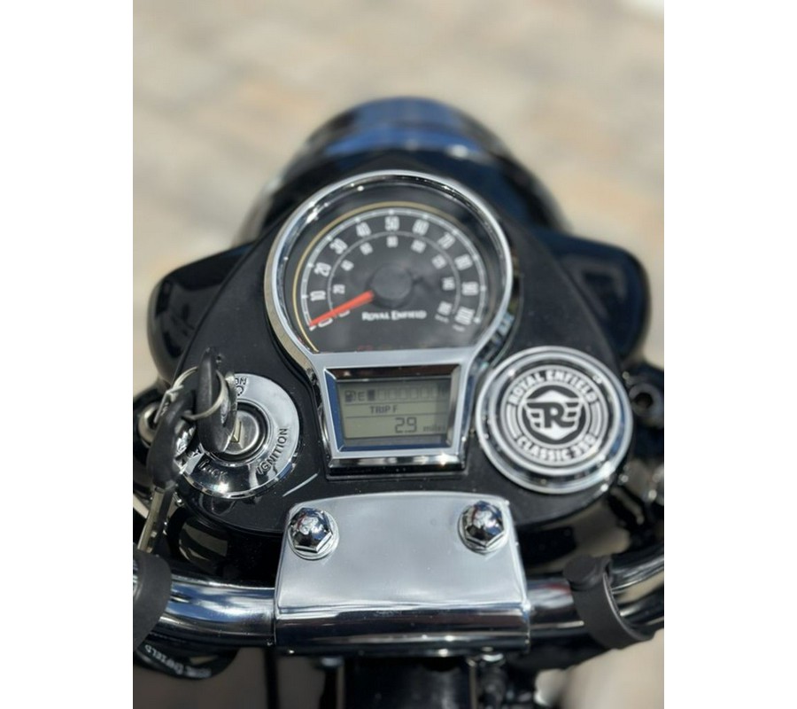 2023 Royal Enfield Classic 350 Halcyon Black