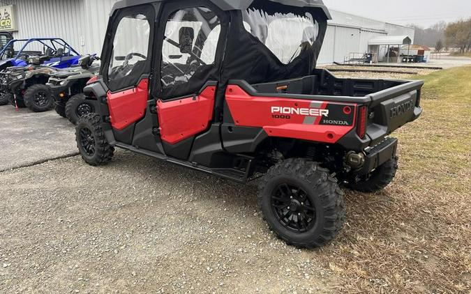 2025 Honda® Pioneer 1000-6 Deluxe Crew