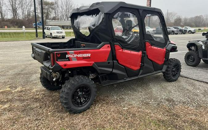 2025 Honda® Pioneer 1000-6 Deluxe Crew