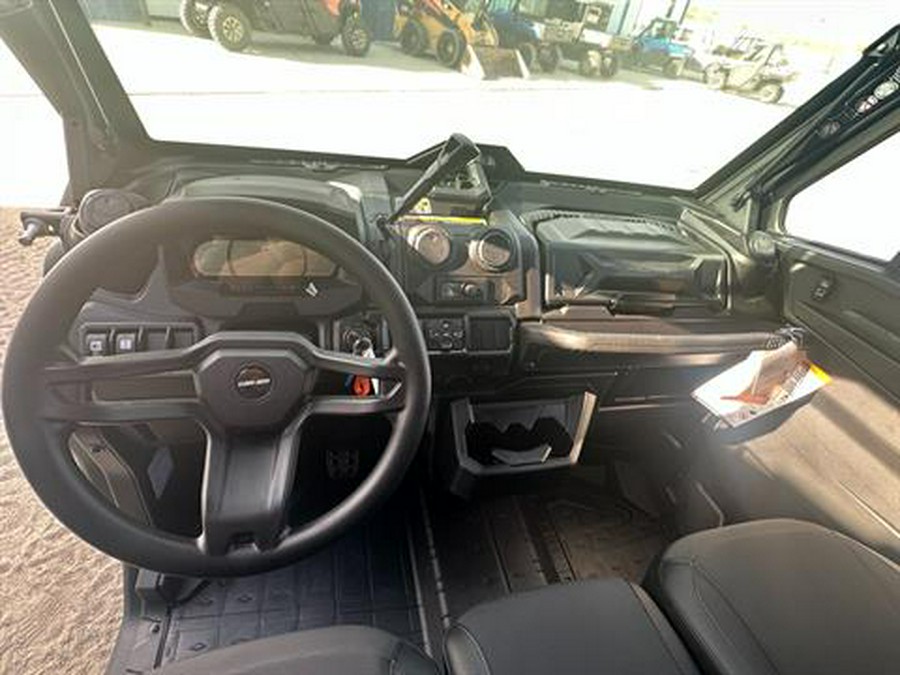 2025 Can-Am Defender MAX Limited