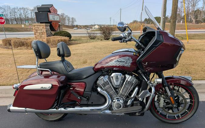 2023 Indian Motorcycle Challenger Limited Maroon Metallic