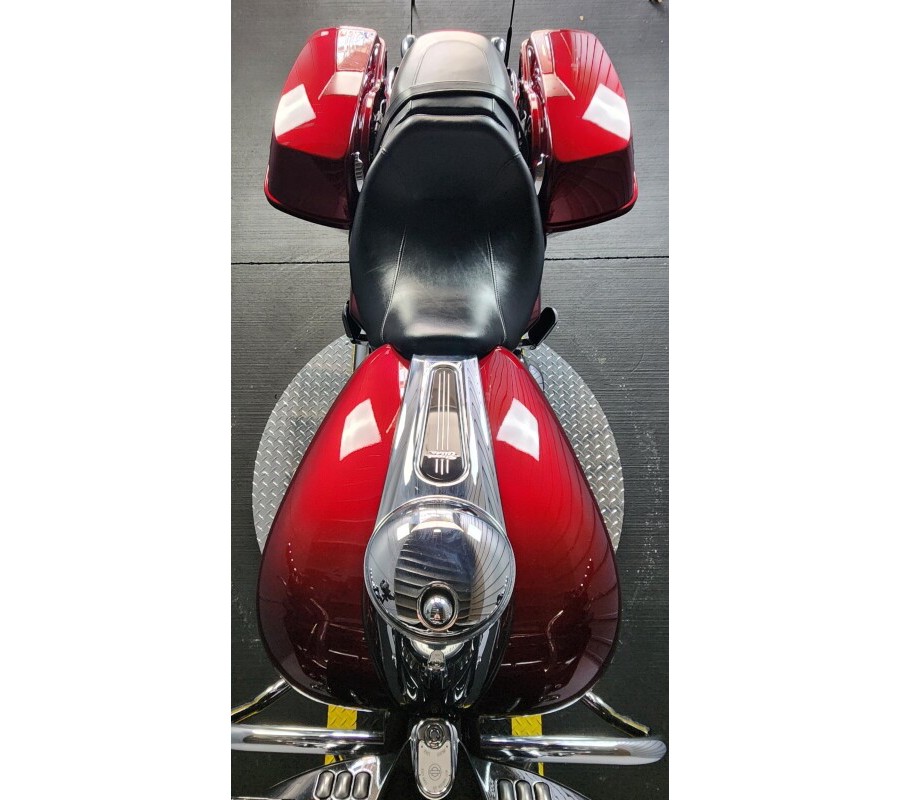 2017 Harley-Davidson Street Glide Special FLHXS VELOCITY RED