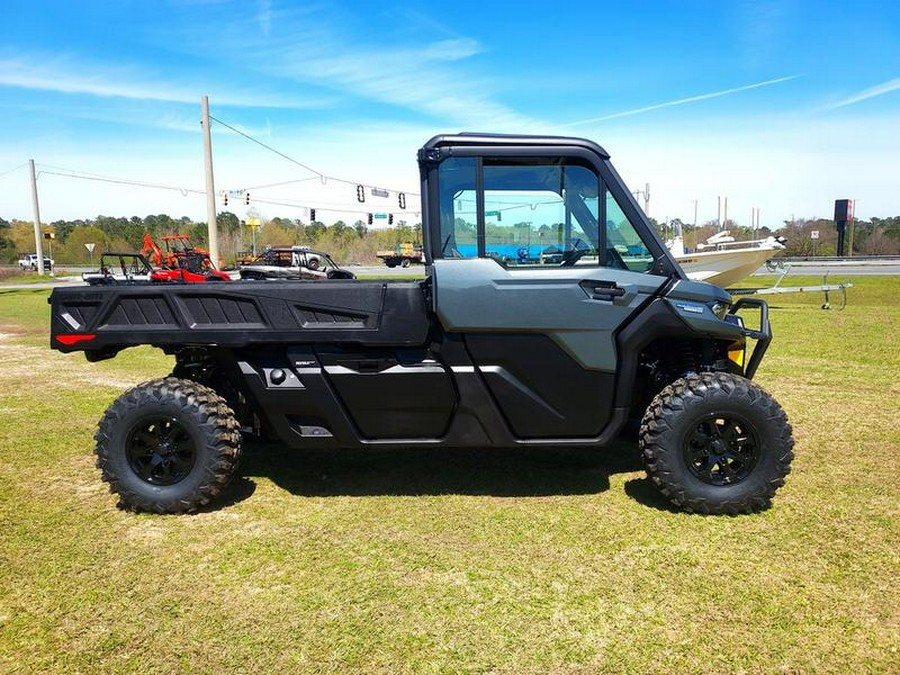 2024 Can-Am® Defender PRO Limited HD10