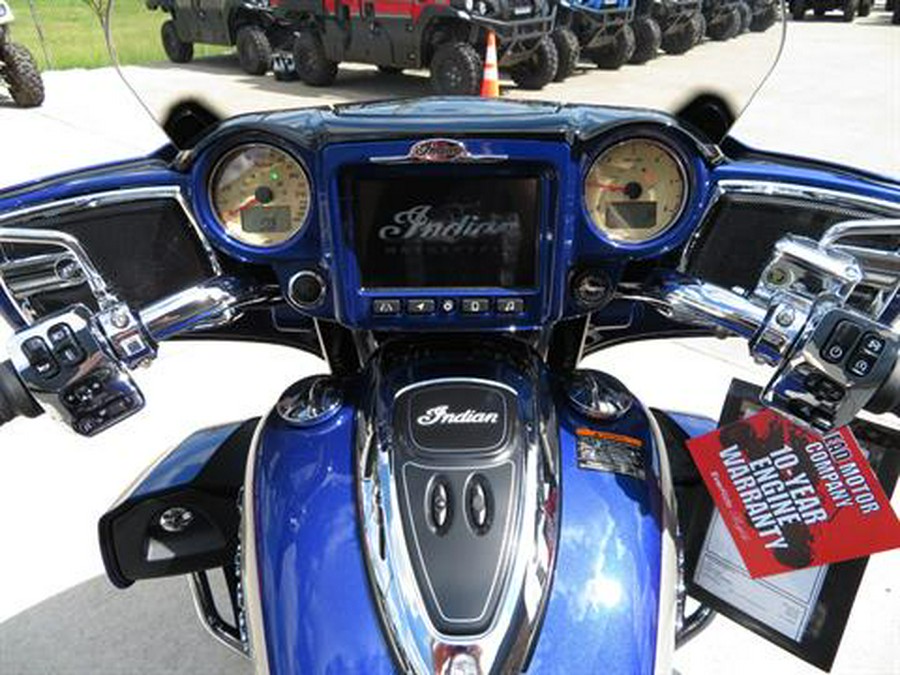 2024 Indian Motorcycle Roadmaster® with PowerBand Audio Package