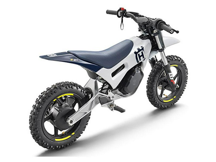 2024 Husqvarna EE 2